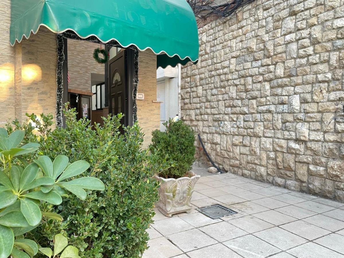 Tirana Inn Hotel Exterior foto